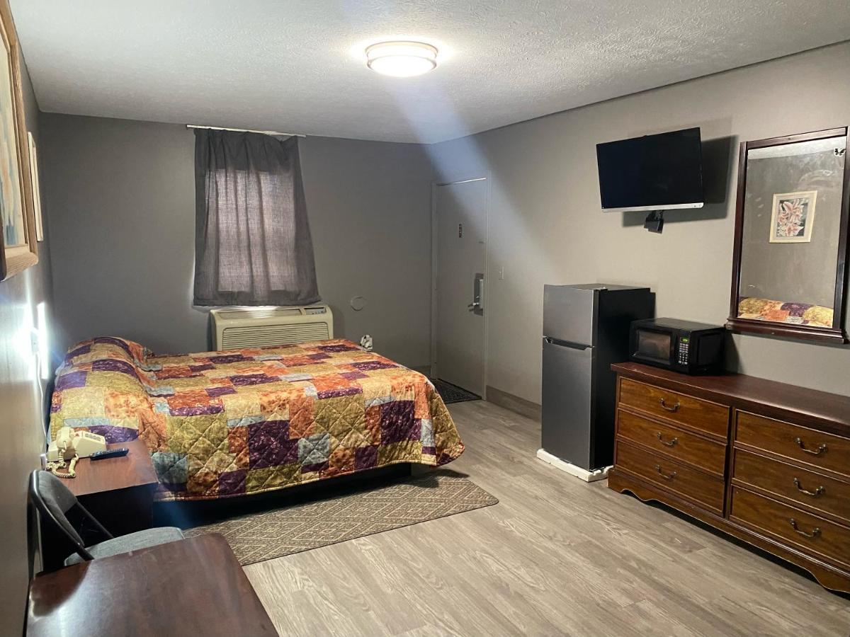 جافرسونزفيل Hoosier Travel Lodge المظهر الخارجي الصورة