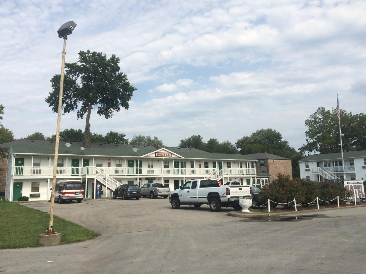 جافرسونزفيل Hoosier Travel Lodge المظهر الخارجي الصورة